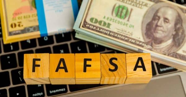 2025-26 FAFSA Guide: How to Fill it Out and Maximize Financial Aid