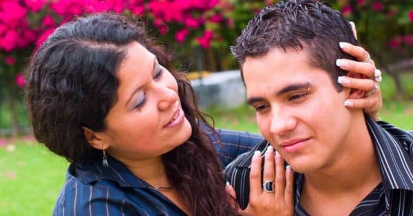 Saying Goodbye to Your College Freshman: Tips for Parents