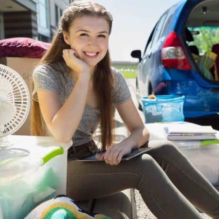 Guess How Much Parents Are Spending on Dorm “Essentials”?