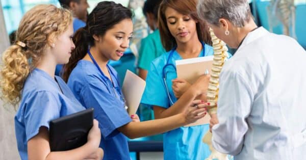 Best Nursing Schools: Ranking, Financial Aid, and Choosing the Best for You